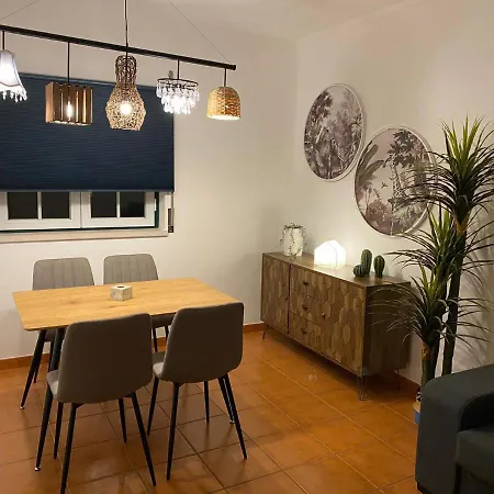 Country Town Apartment Almeirim Extérieur photo